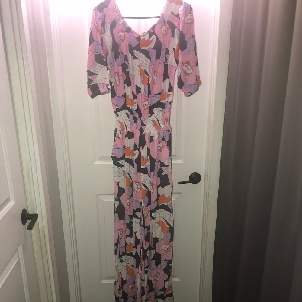 Fighting eel romper size medium. Worn once.